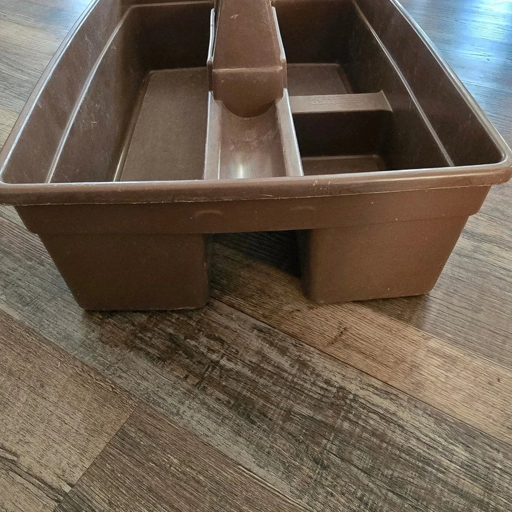 Vintage Kent Pet Food Duke & Dutchess Plastic Brown Tote Carry Container USA